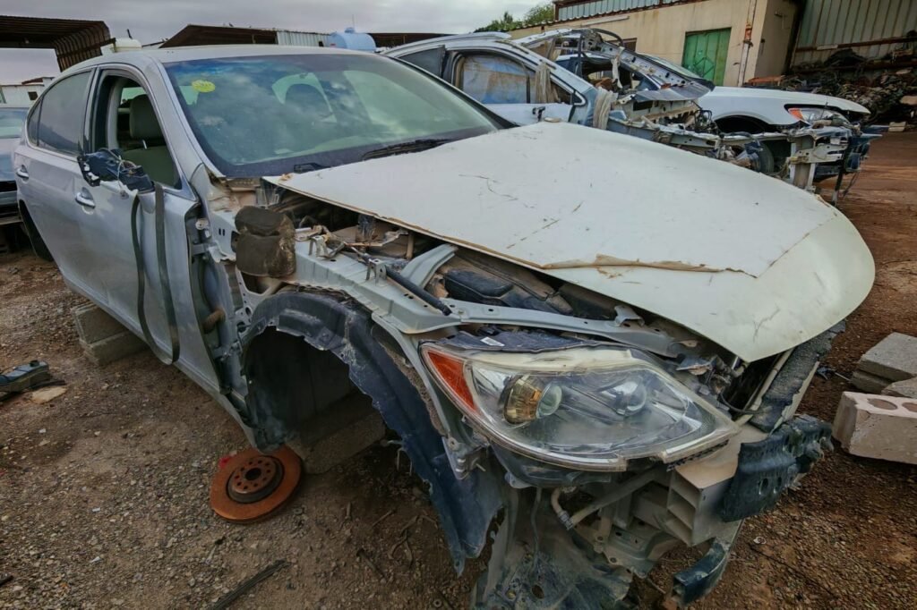 تشليح سياراة لكزز في الدمام