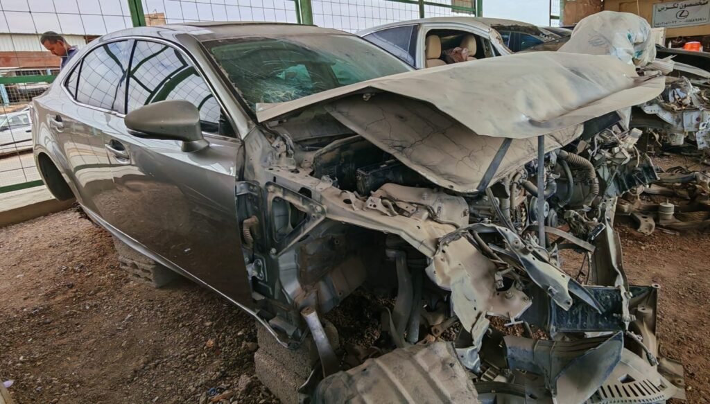 تشليح سياراة لكزز في الدمام